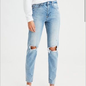 American Eagle Mom Jean